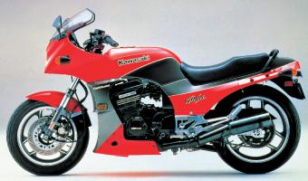 Kawasaki GPZ900R