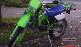 1989 Kawasaki KMX200 (reduced effect)