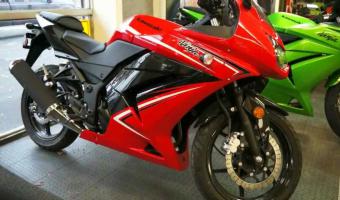 2012 Kawasaki Ninja 250R #1