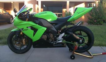 Kawasaki Ninja ZX-10R (ZX1000-C1)