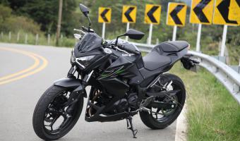 Kawasaki Z250