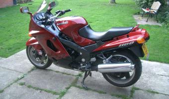 1999 Kawasaki ZZR1100