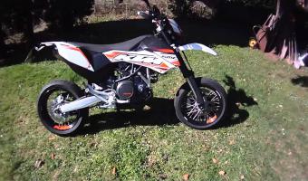 2010 KTM 690 SMC #1