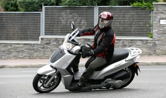 Kymco People S 250i