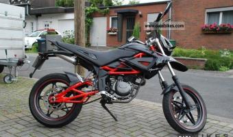 2010 Megelli Supermoto 125 m