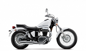 Suzuki Boulevard S40