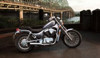 2011 Suzuki Boulevard S50 #1