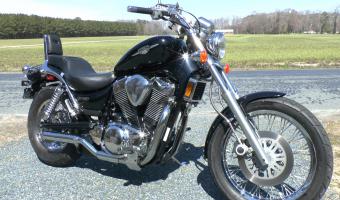 2006 Suzuki Boulevard S83