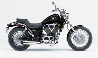 2010 Suzuki Boulevard S83 #1