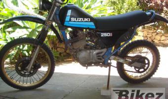 1986 Suzuki DR 250 S #1