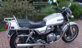 1986 Suzuki GS 1100 G #1