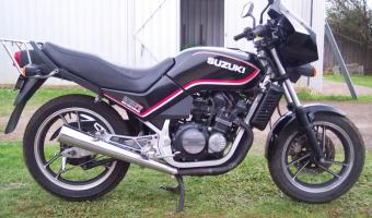 1984 Suzuki GS 250 FWS #1