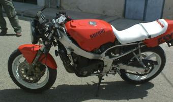 1986 Suzuki GSX 400 E