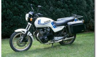 1986 Suzuki GSX 400 S