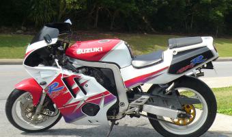 Suzuki GSX 400