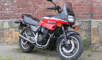 1986 Suzuki GSX 750 ES #1