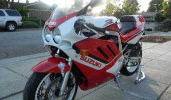 1988 Suzuki GSX-R 750 (reduced effect)