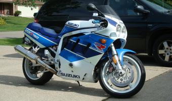 1990 Suzuki GSX-R 750 #1