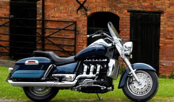 2008 Triumph Rocket III Touring #1