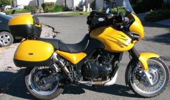 1999 Triumph Tiger 900 #1