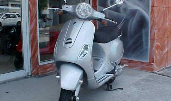 2006 Vespa LX 125cc 4T #1