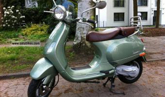 2008 Vespa LXV #1