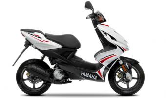 2010 Yamaha Aerox R #1