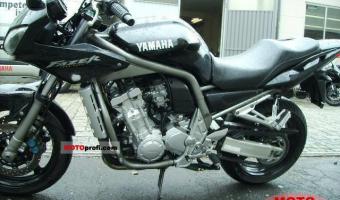 2001 Yamaha FZS 1000 Fazer #1