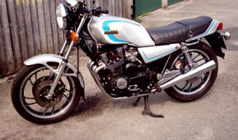 1985 Yamaha XJ 750 S #1