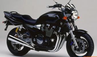 1999 Yamaha XJR 1300 #1