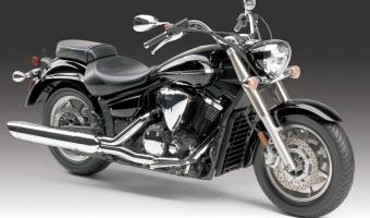 Yamaha XVS 1300 A Midnight Star