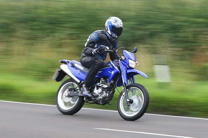 2010 Suzuki DR 125 SM #8