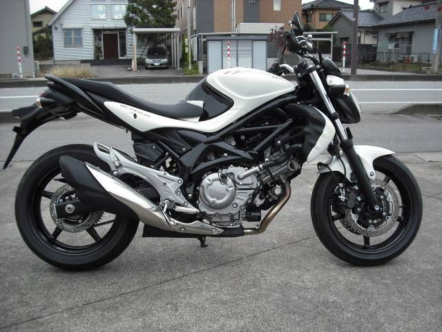 Suzuki SV Gladius 650 РѕР±РѕРё