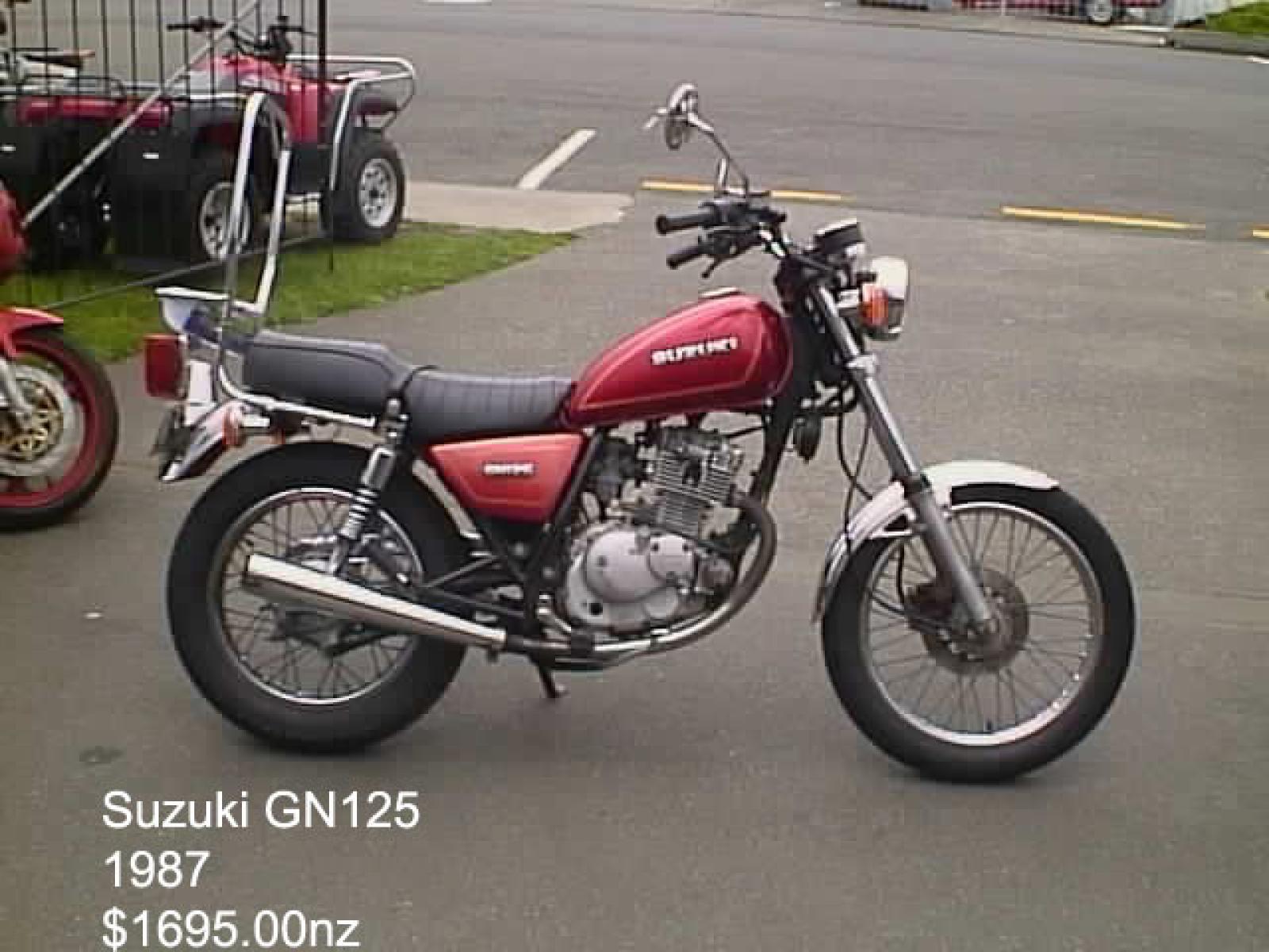 1997 Suzuki GS 125 ES #9