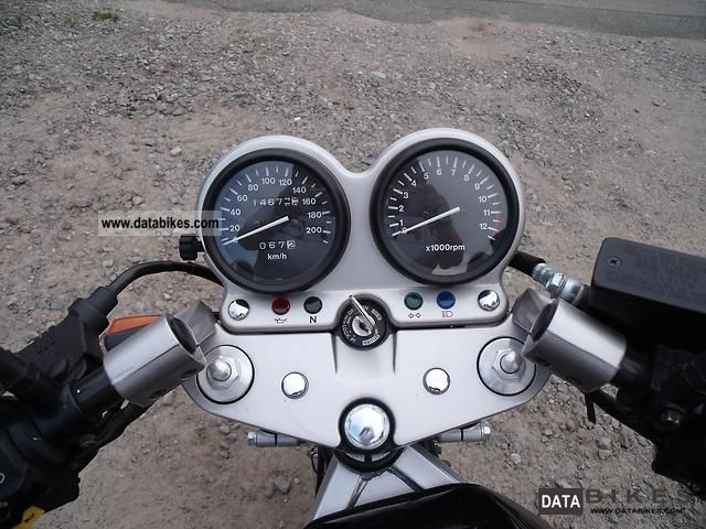 1999 Suzuki GS 500 E #8