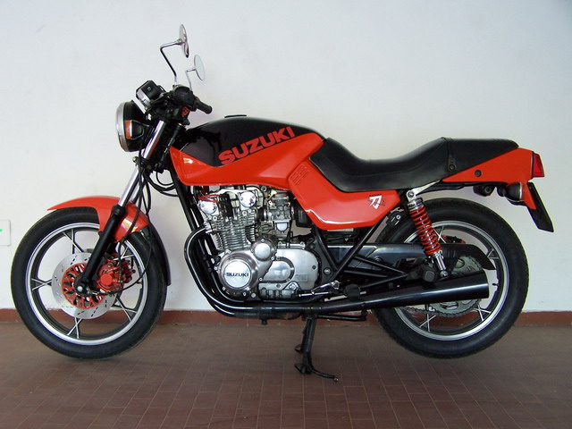 Gs 550. Suzuki gs550.