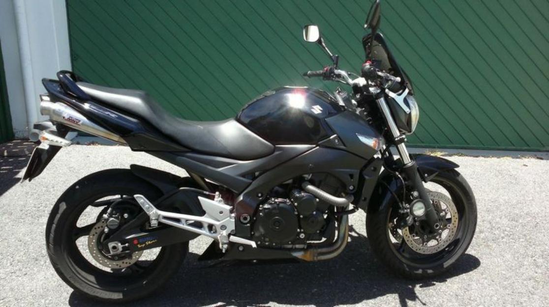 2010 Suzuki GSR 600 #10