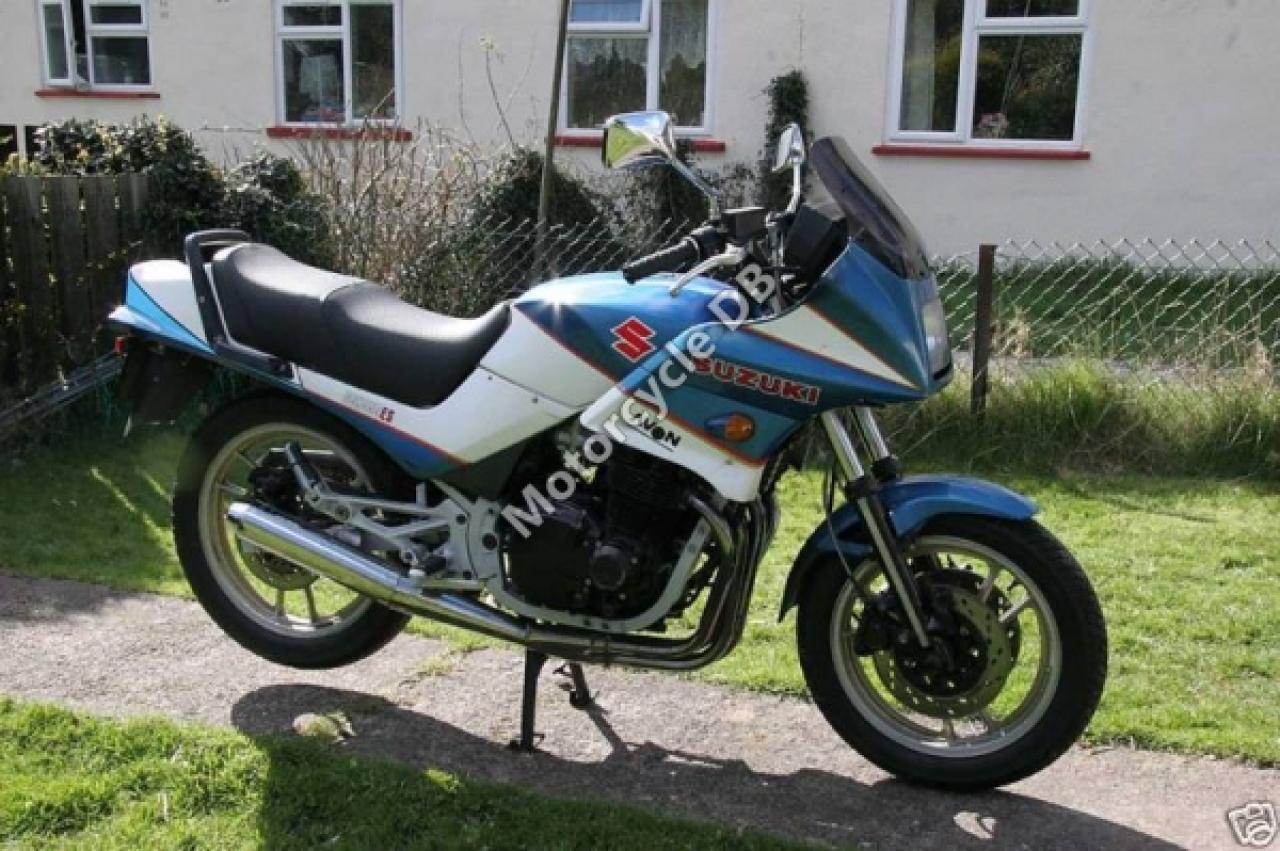 1986 Suzuki GSX 1100 EF (reduced effect) #10