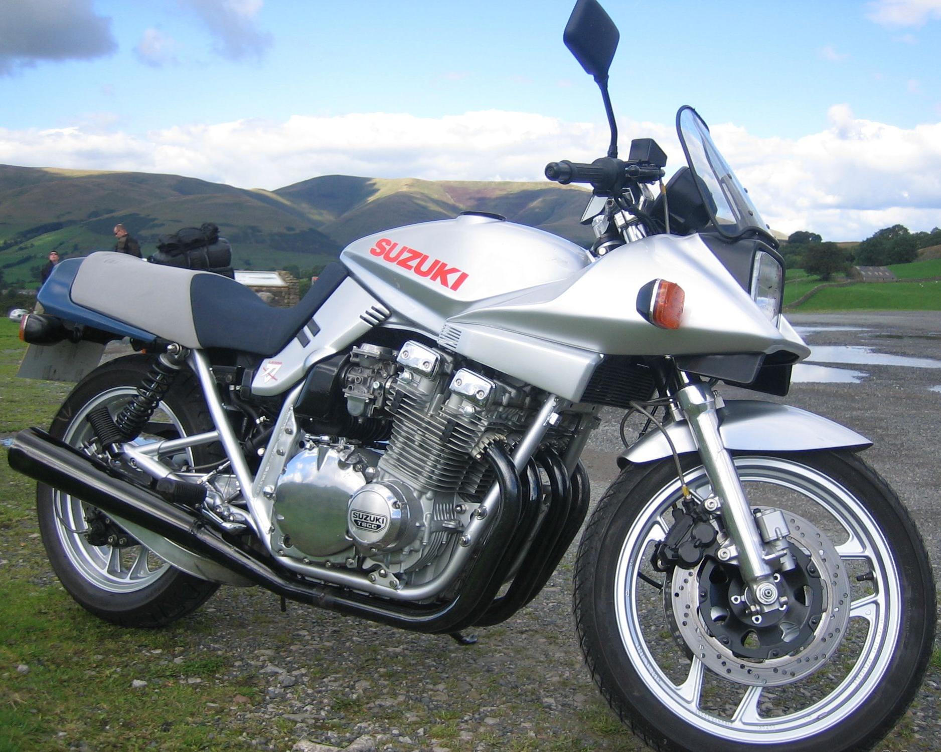 Suzuki gsx1100s Katana