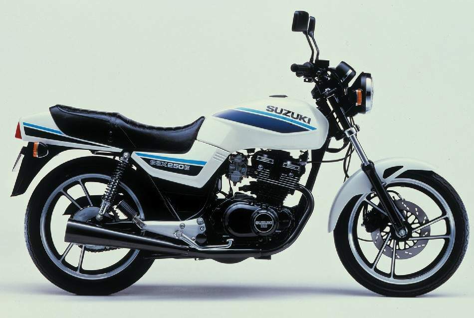 1986 Suzuki GSX 250 Traditional #7