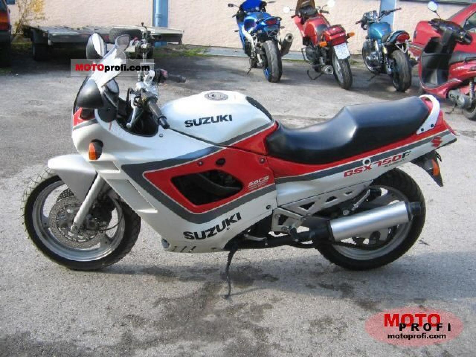 1990 Suzuki GSX 600 F (reduced effect) #9