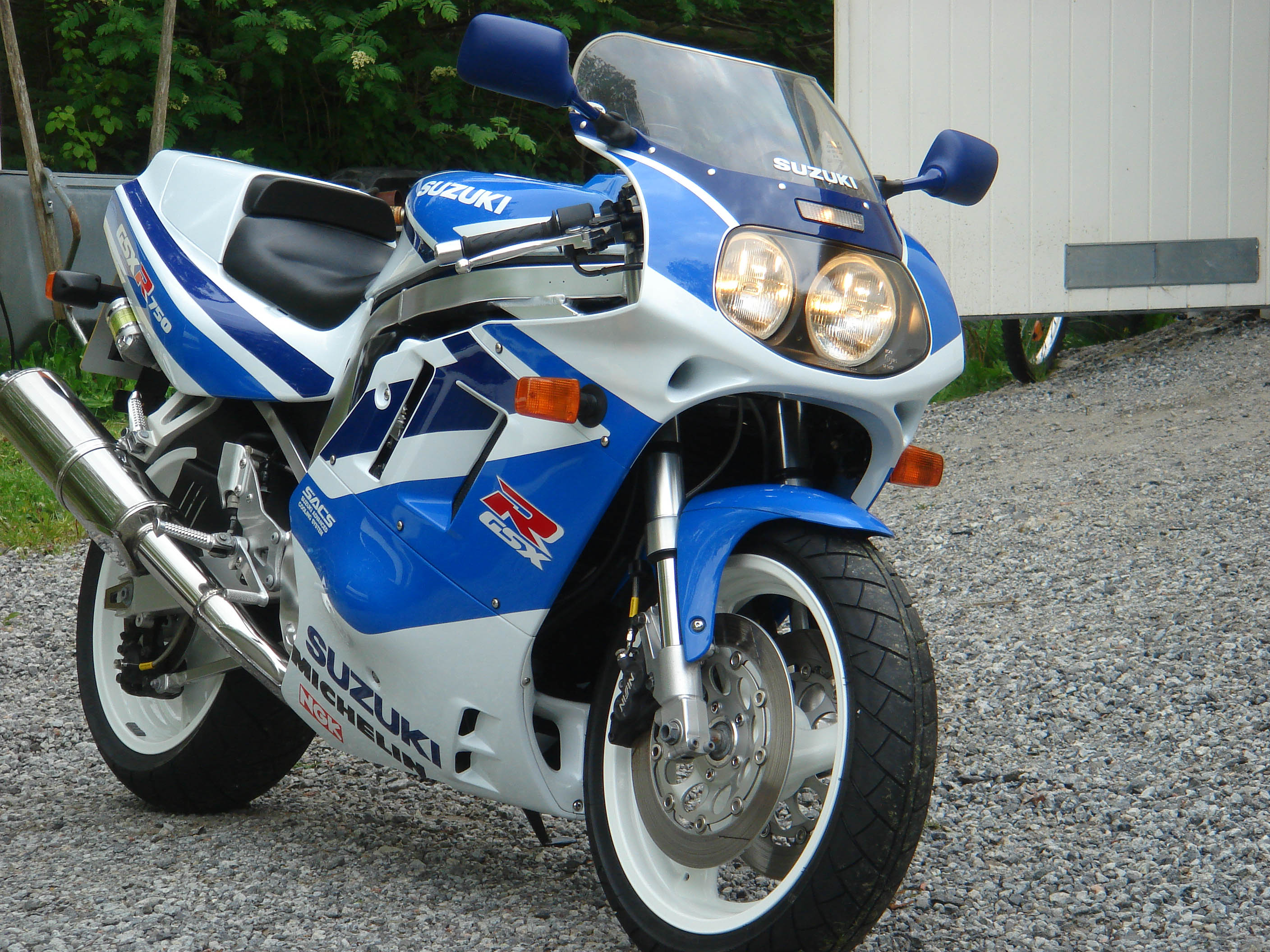 1995 Suzuki GSX 750 FS #8