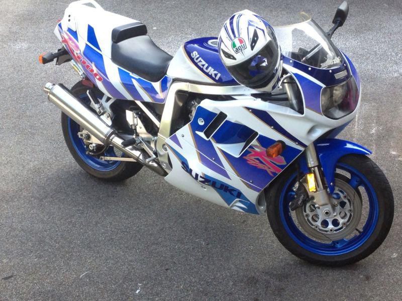 Suzuki GSX r750 1987