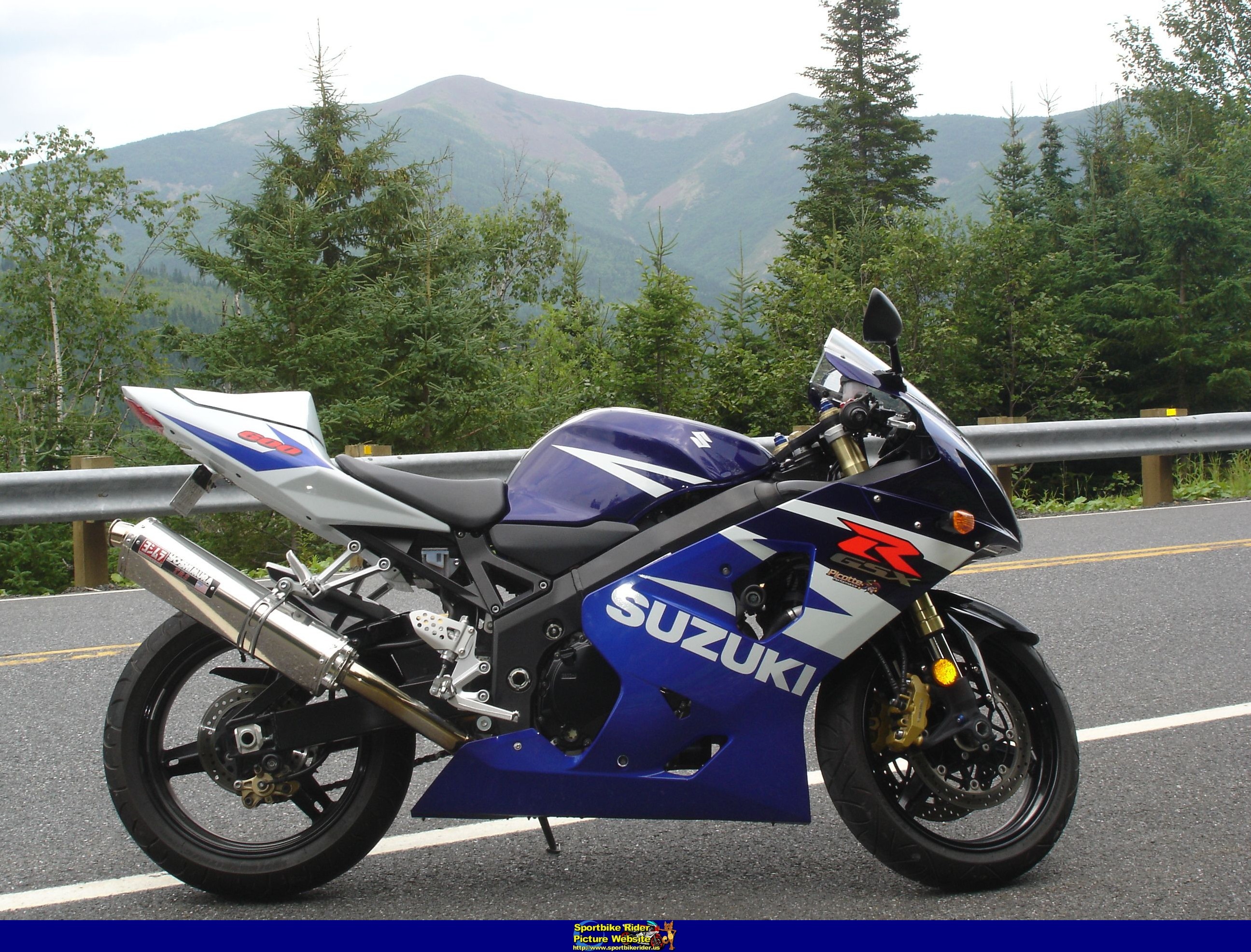 R 600. Suzuki GSX-R 2004. Suzuki GSX R 600 2004. Сузуки gsxr600 2004. Сузуки джиксер 600 к4.