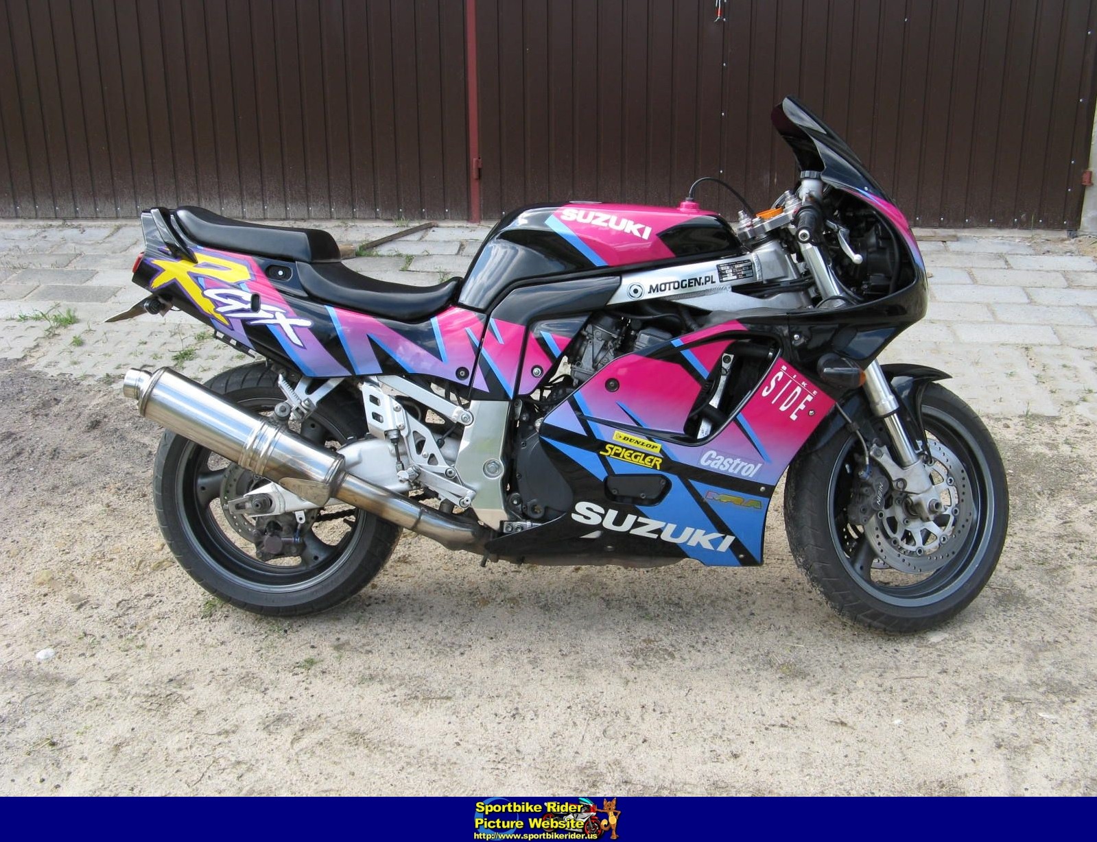 Suzuki GSX С„РёРѕР»РµС‚РѕРІС‹Р№