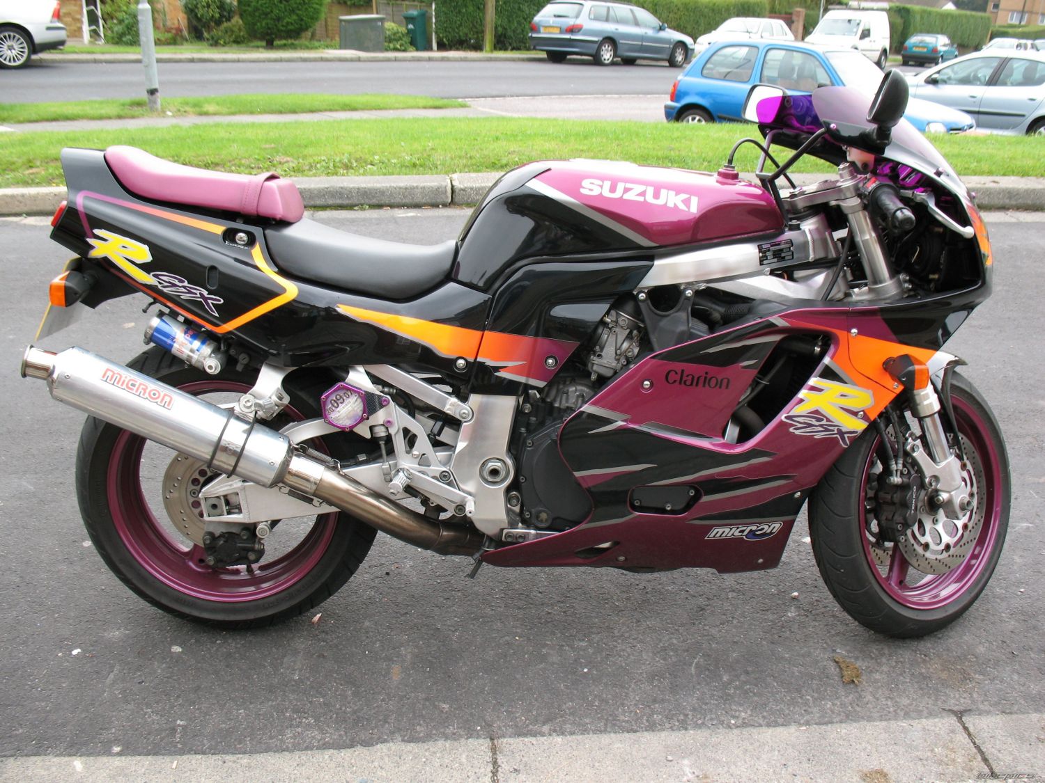 Suzuki GSXR Pink