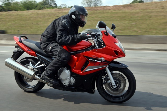 2011 Suzuki GSX650F #7