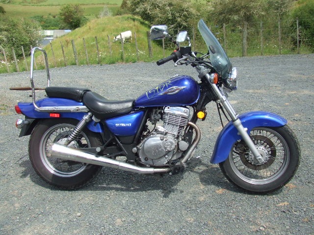 2003 Suzuki GZ250 #8