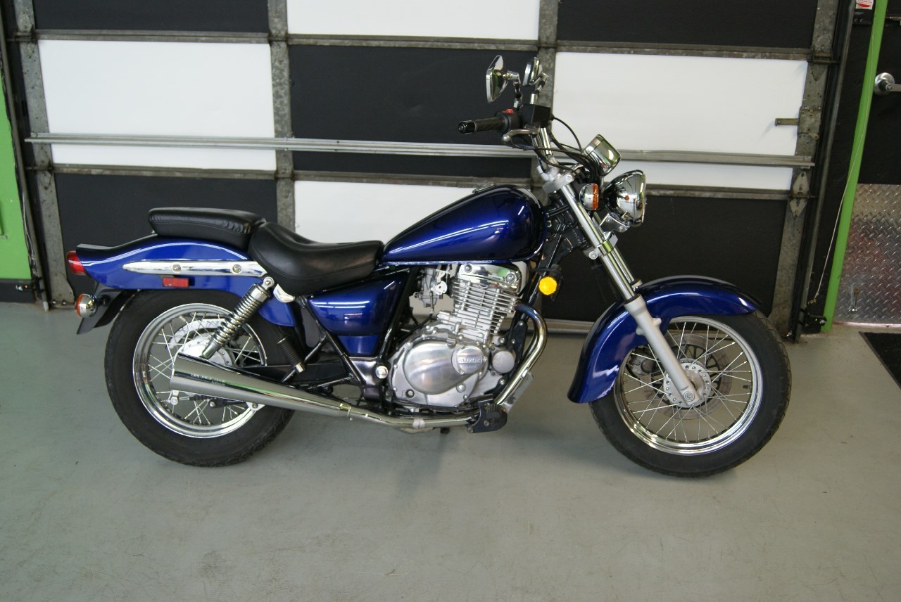 2007 Suzuki GZ250 #8