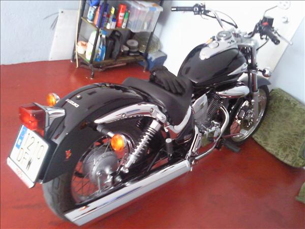 Suzuki Intruder 250LC #7